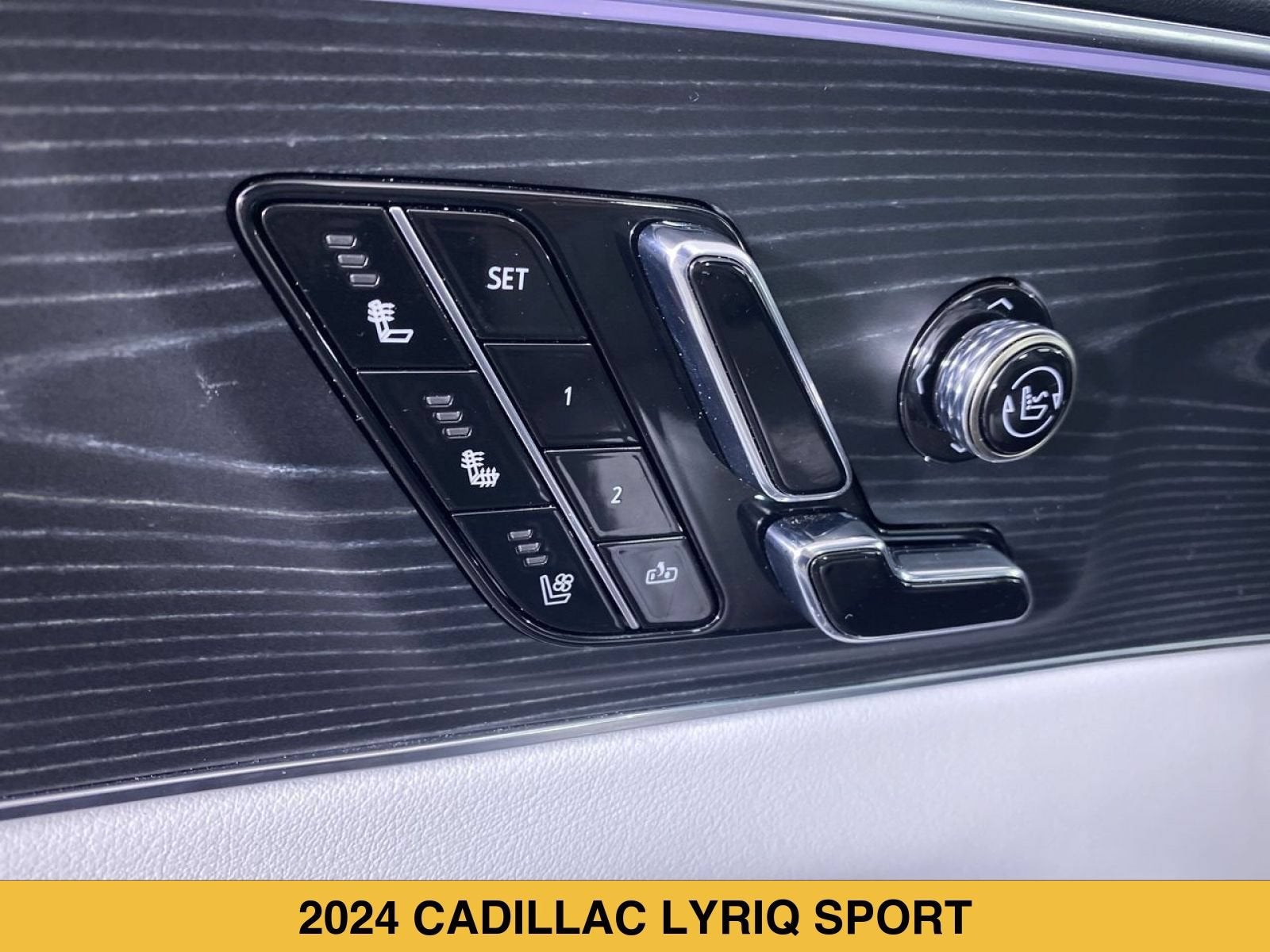 2024 Cadillac LYRIQ Sport 2