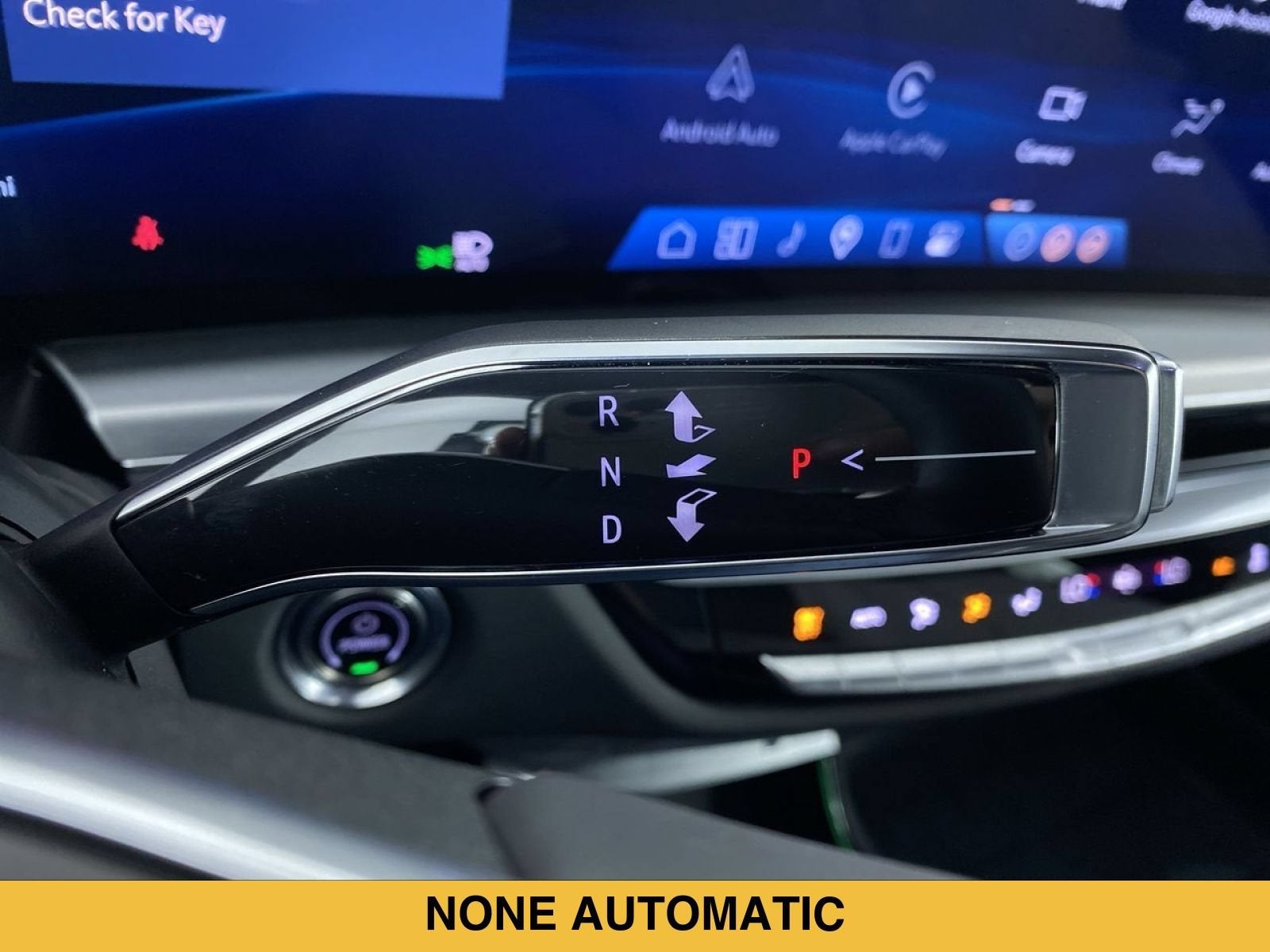 2024 Cadillac LYRIQ Sport 3