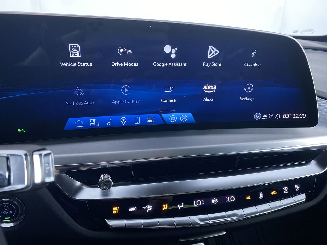 2025 Cadillac LYRIQ Sport 2