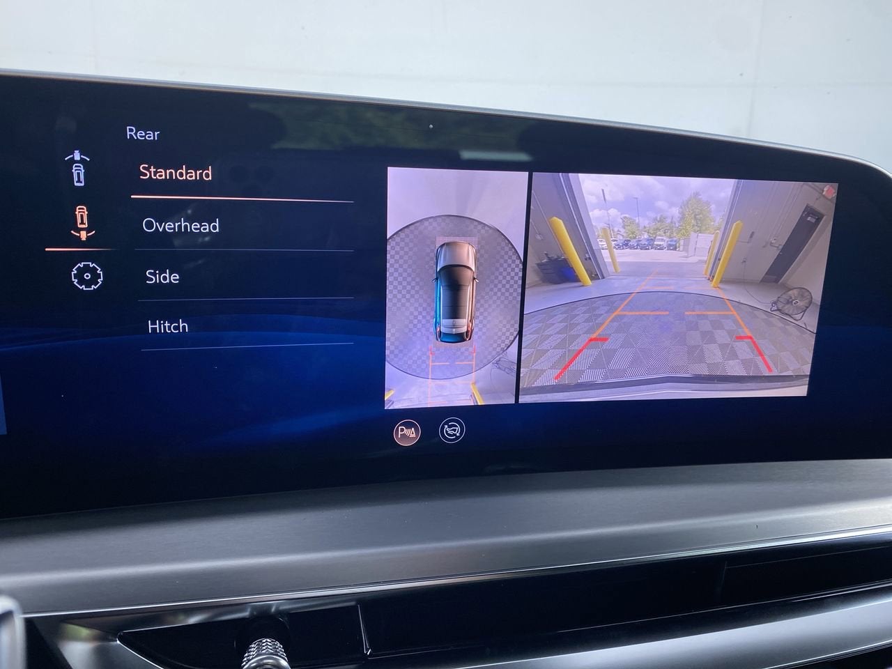 2025 Cadillac LYRIQ Sport 2