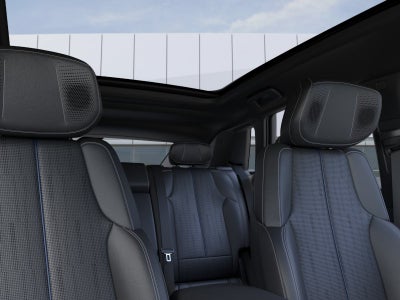 2025 Cadillac LYRIQ Sport 2
