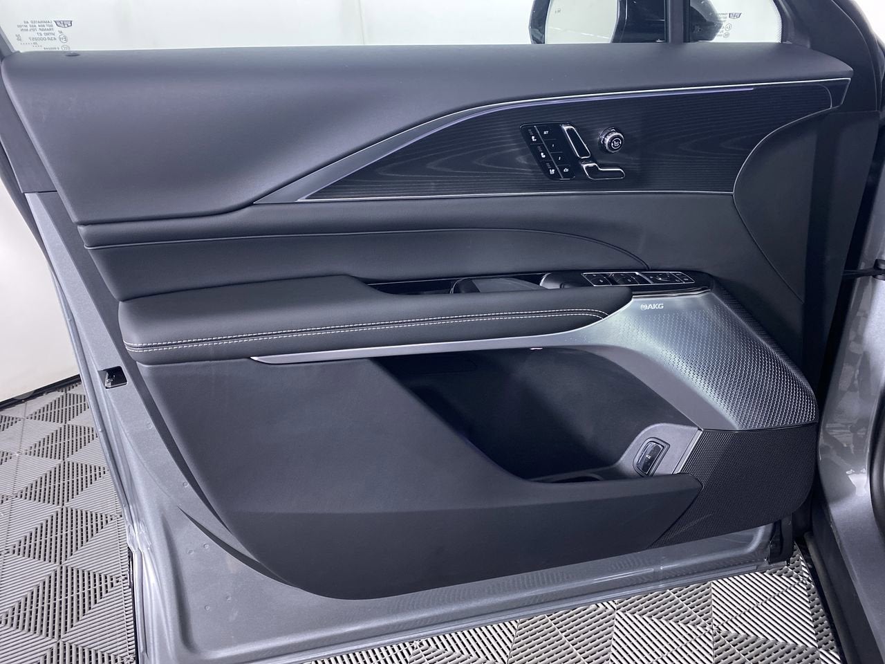 2026 Cadillac LYRIQ Premium Sport