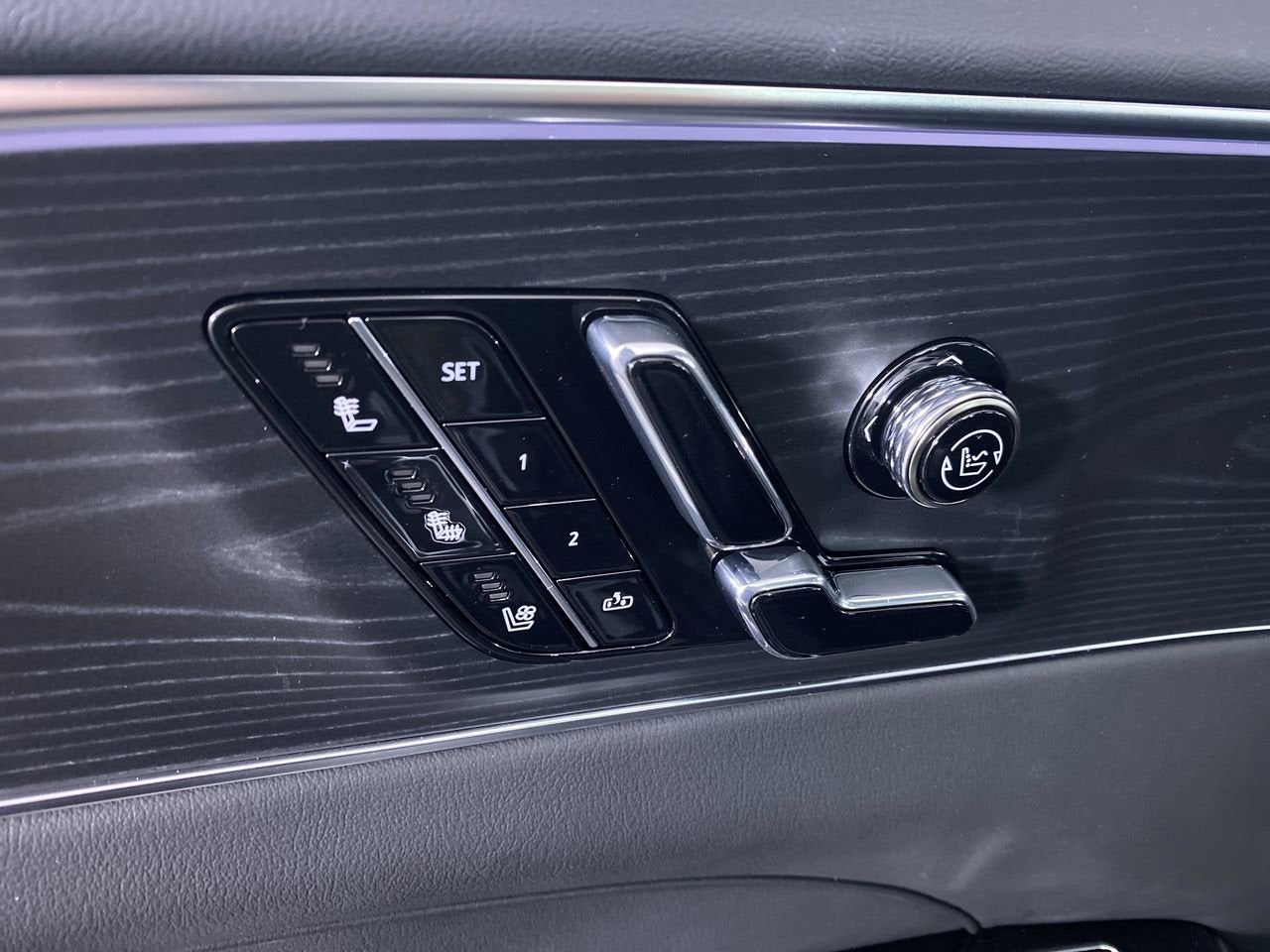 2026 Cadillac LYRIQ Premium Sport