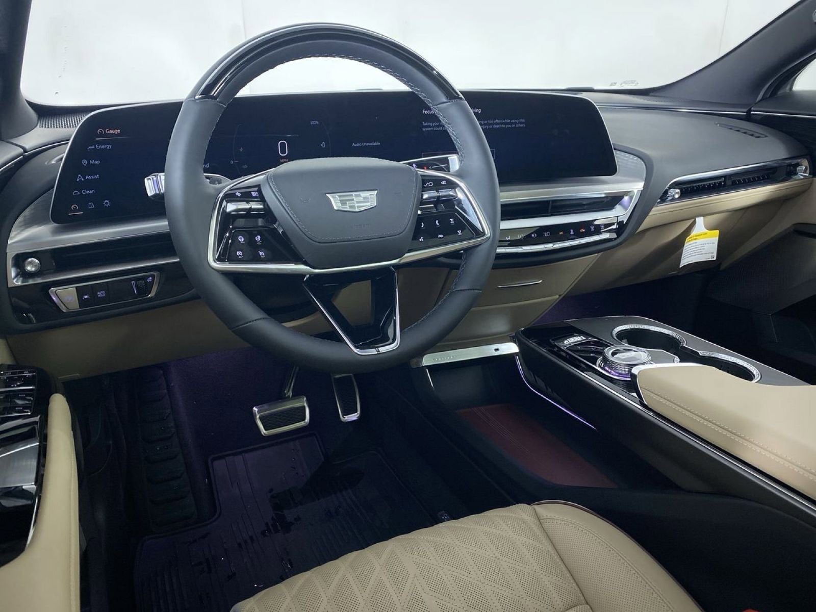 2025 Cadillac LYRIQ Sport 3