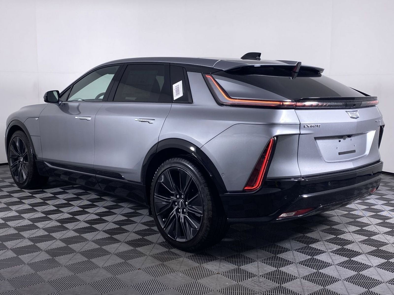 2025 Cadillac LYRIQ Sport 3