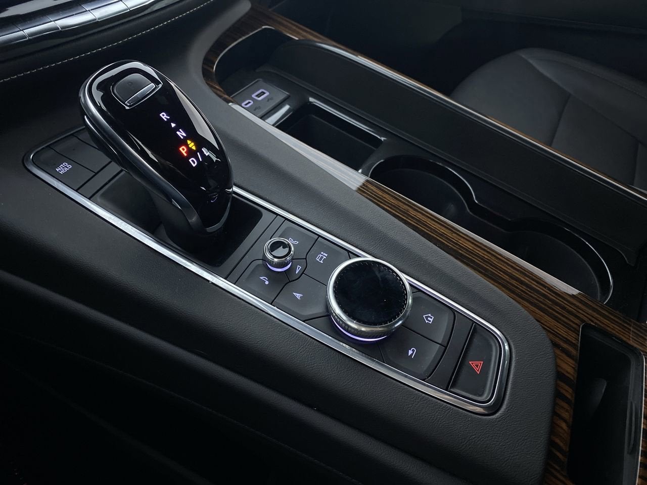 2022 Cadillac Escalade Luxury