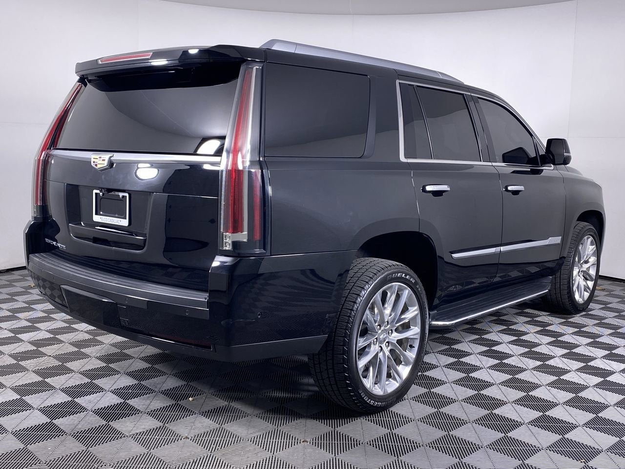 2019 Cadillac Escalade Luxury
