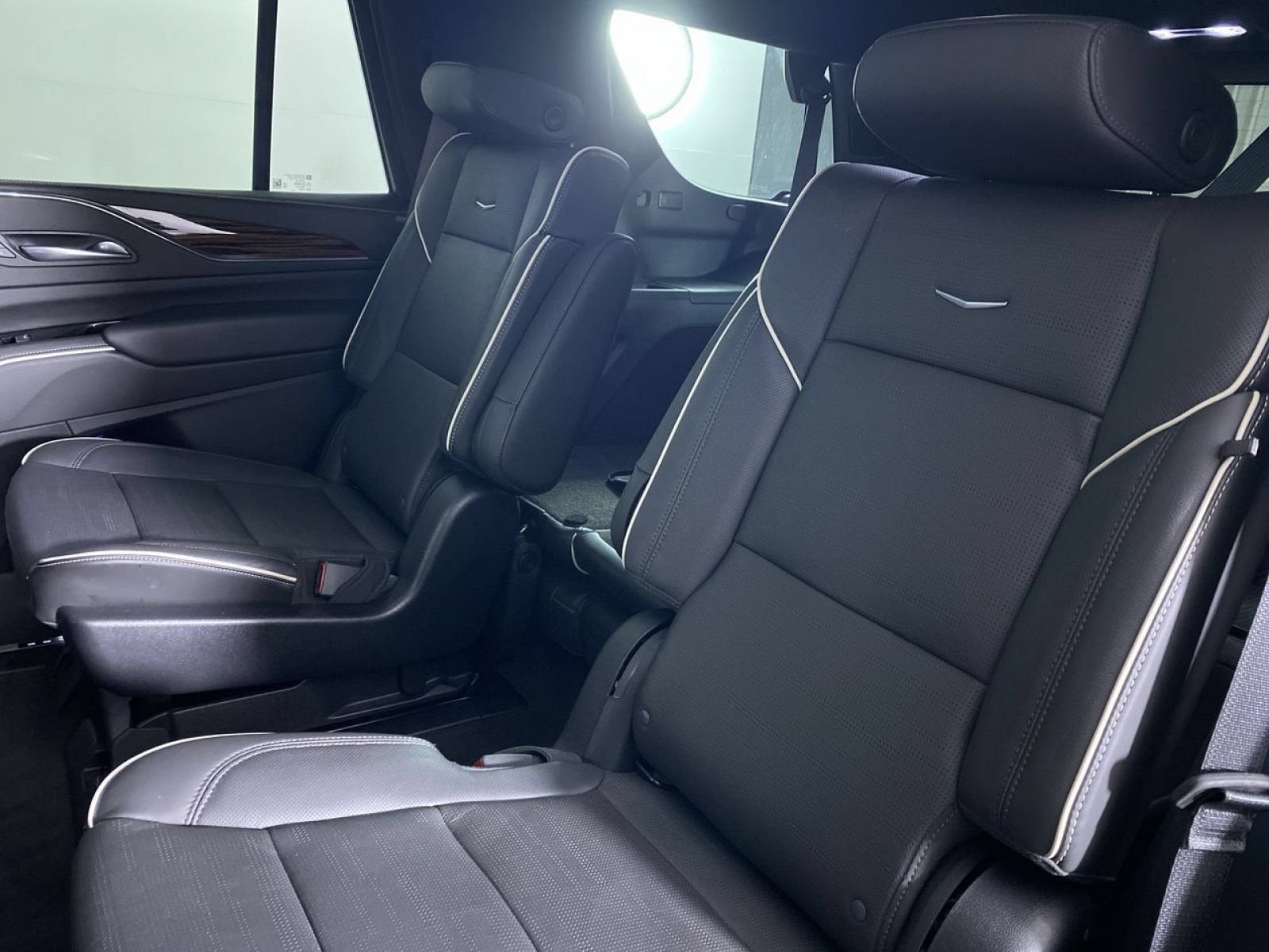 2023 Cadillac Escalade 4WD Premium Luxury