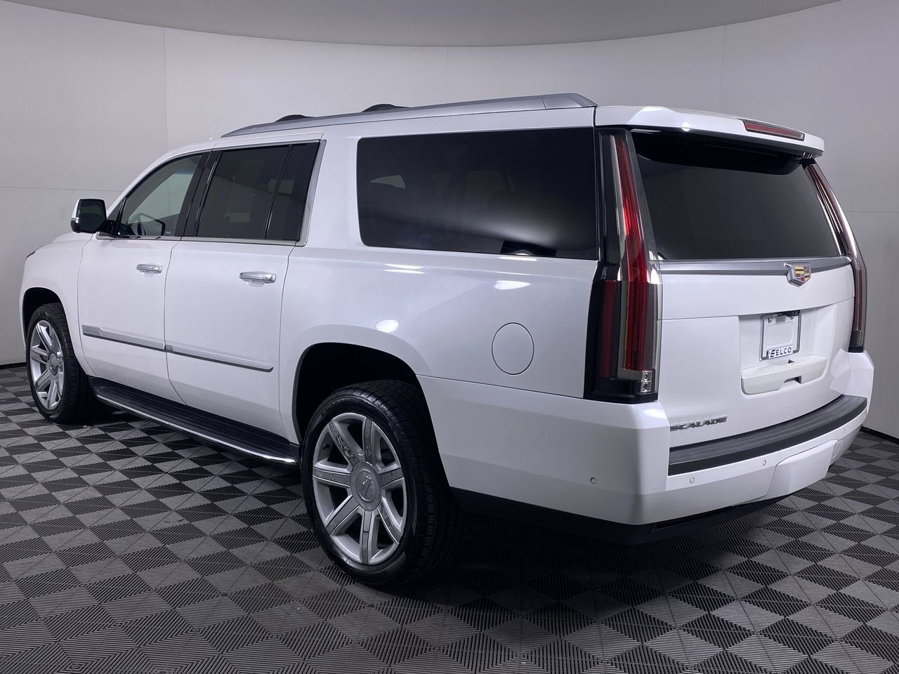 2019 Cadillac Escalade ESV Luxury