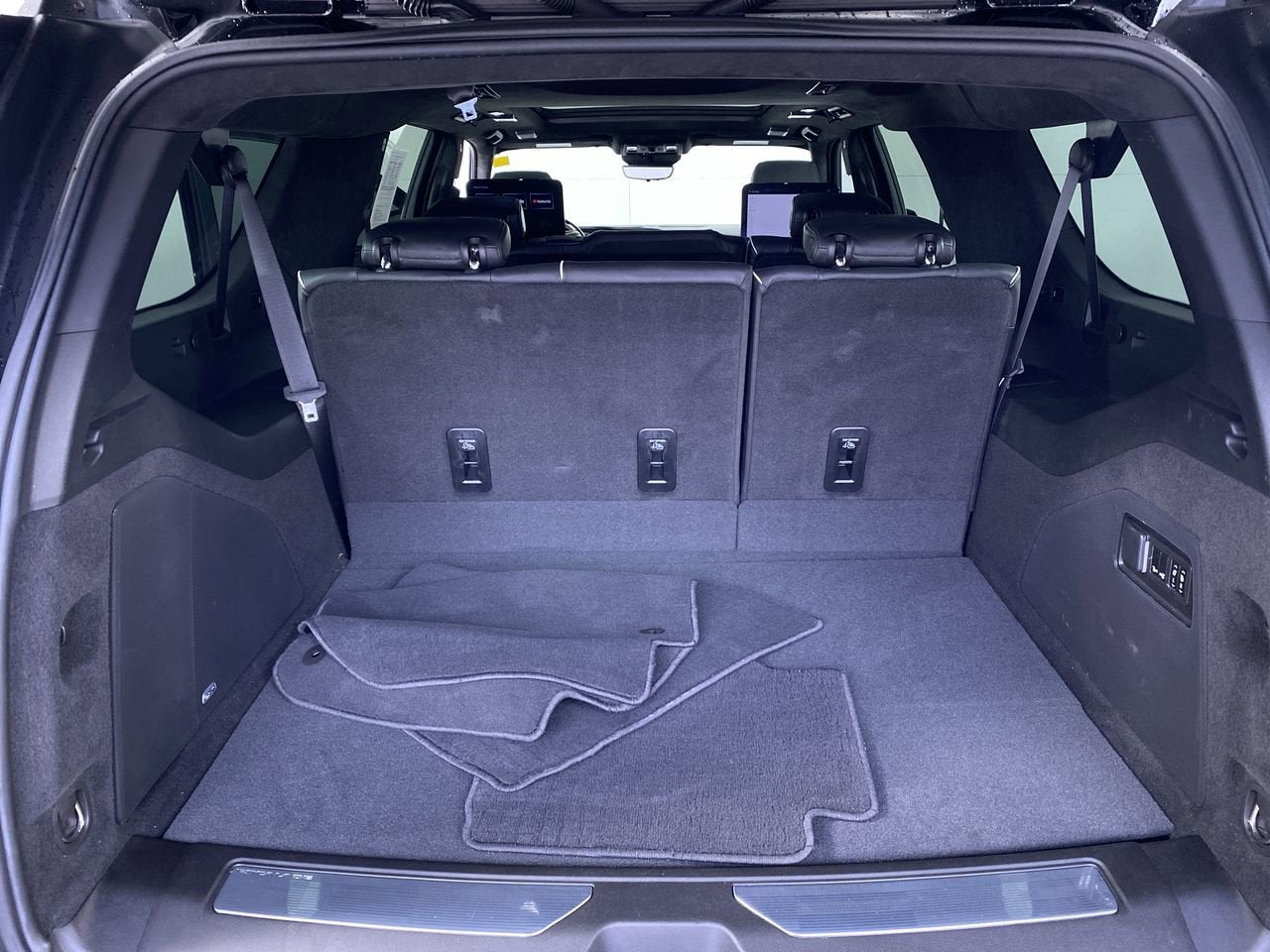 2023 Cadillac Escalade ESV Premium Luxury Platinum