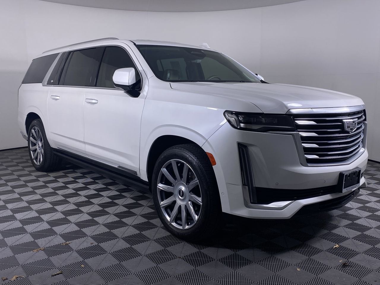 2023 Cadillac Escalade ESV Premium Luxury Platinum