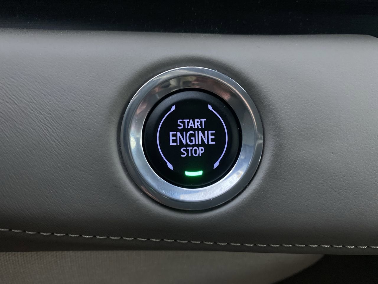 2023 Cadillac Escalade ESV Premium Luxury Platinum