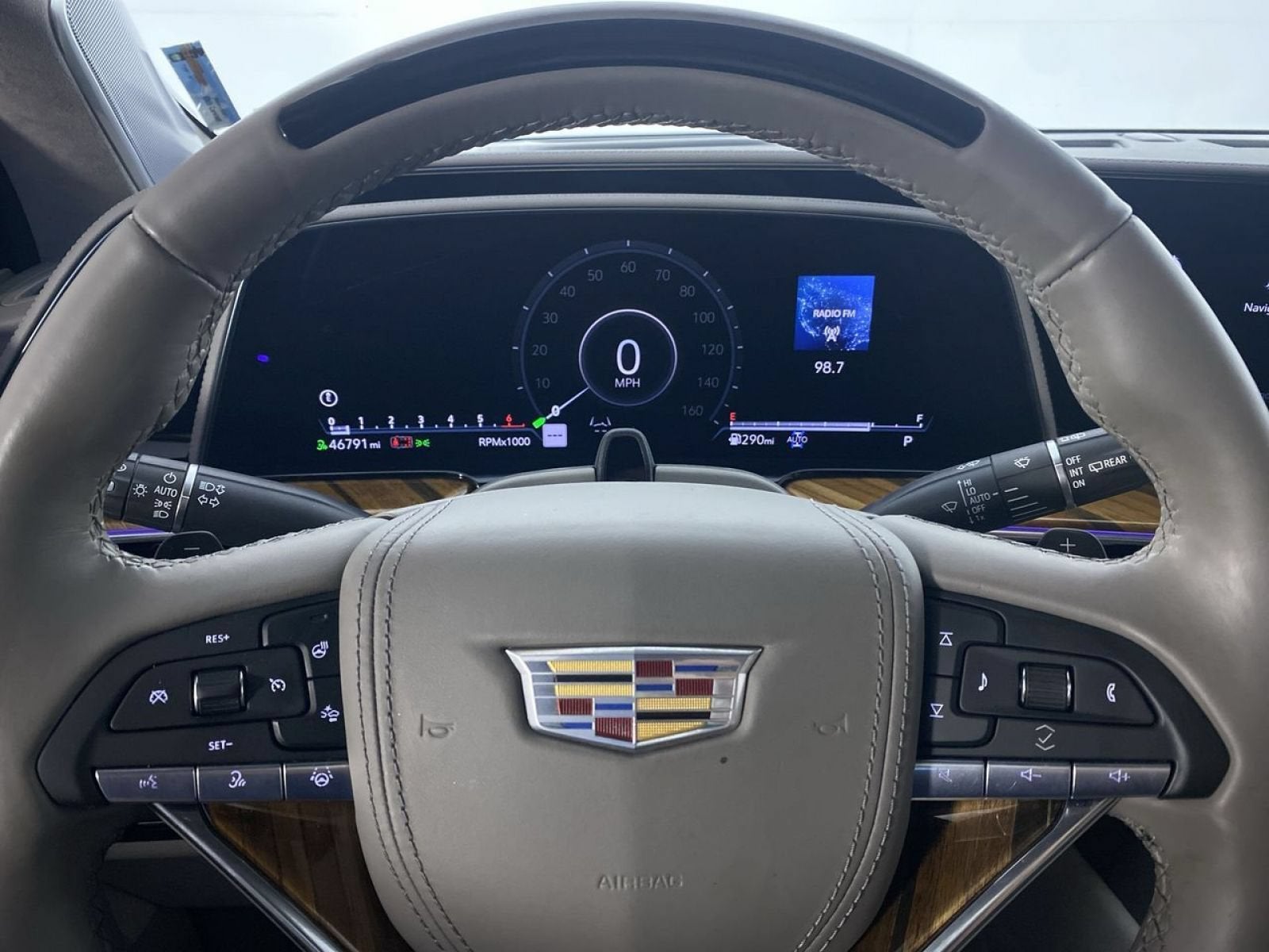 2024 Cadillac Escalade ESV Sport Platinum