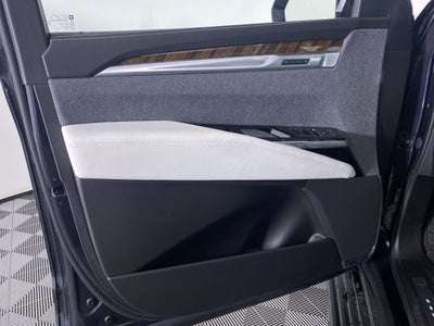 2025 Cadillac Escalade Sport Platinum