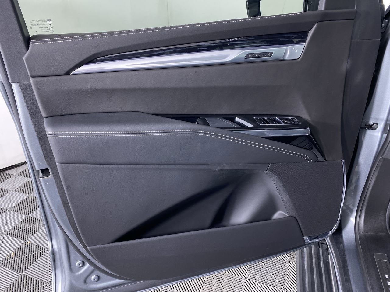 2025 Cadillac Escalade Sport