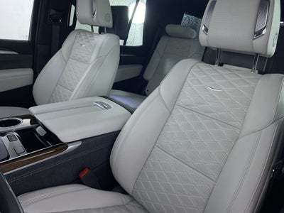 2025 Cadillac Escalade Sport Platinum