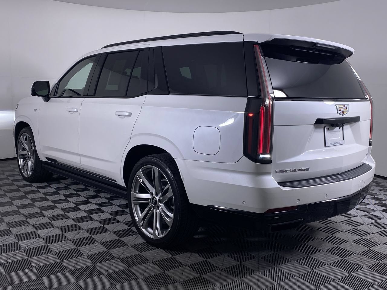 2025 Cadillac Escalade Sport Platinum