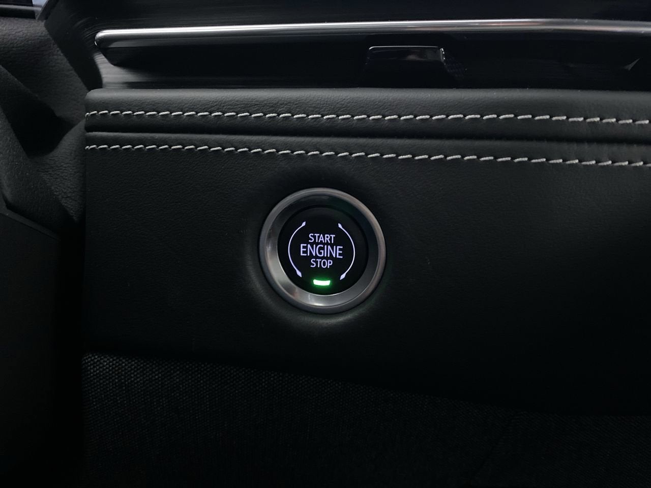 2025 Cadillac Escalade ESV Sport Platinum