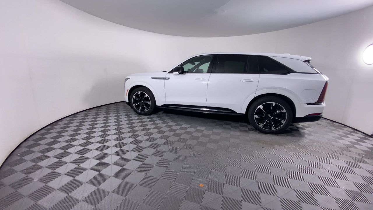 2025 Cadillac ESCALADE IQ Sport 1