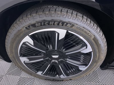 2025 Cadillac ESCALADE IQ Sport 2