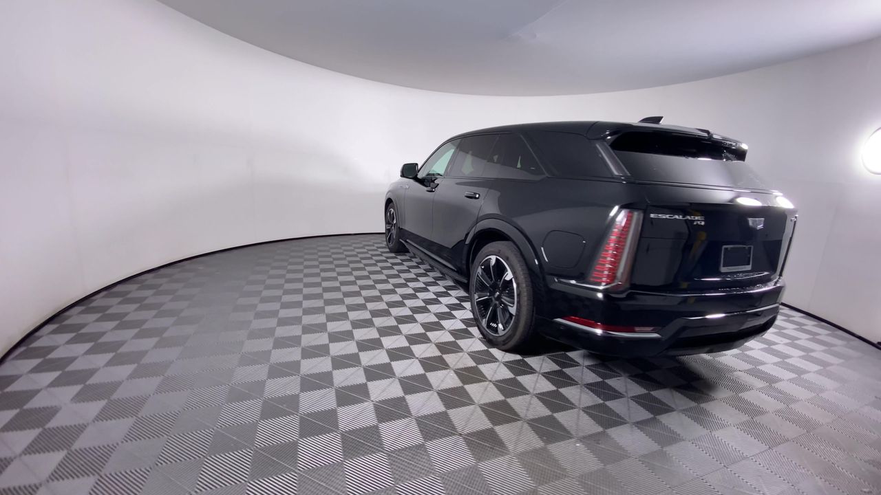 2025 Cadillac ESCALADE IQ Sport 2