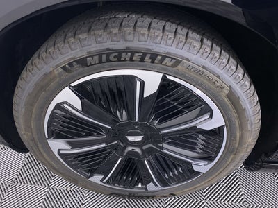 2025 Cadillac ESCALADE IQ Sport 2