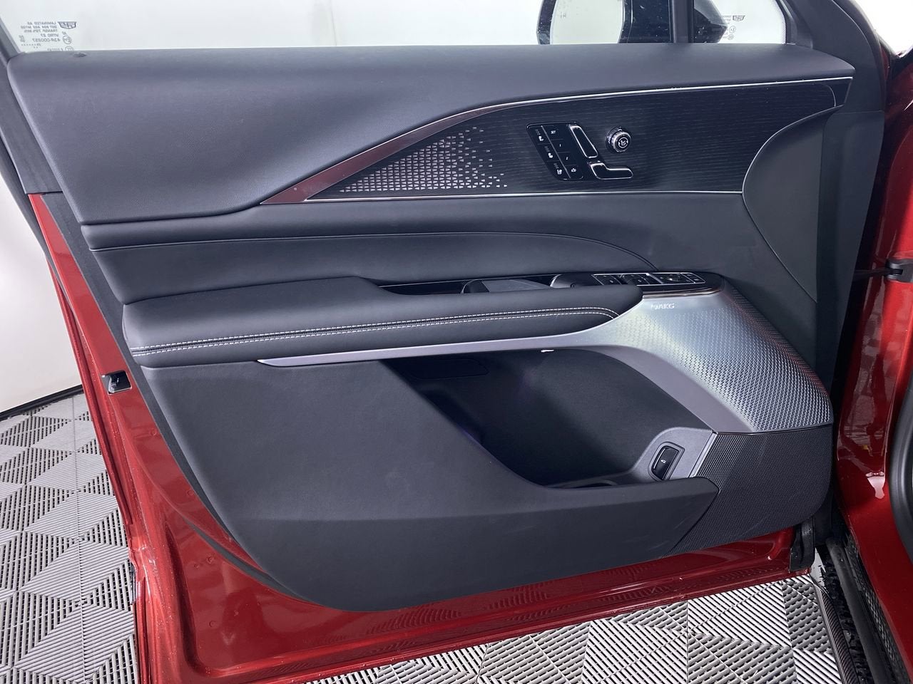 2026 Cadillac LYRIQ V-Series Premium