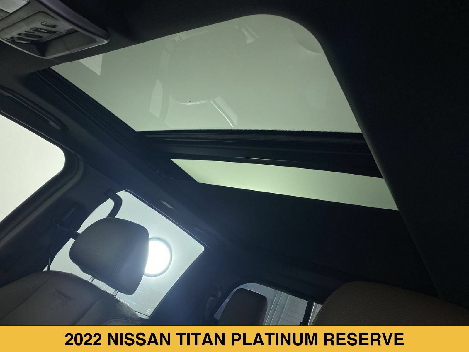 2022 Nissan TITAN Crew Cab Platinum Reserve 4x4