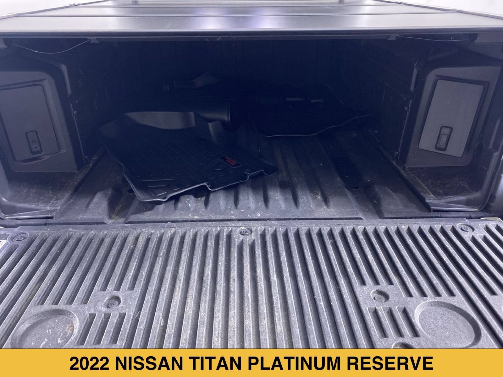 2022 Nissan TITAN Crew Cab Platinum Reserve 4x4