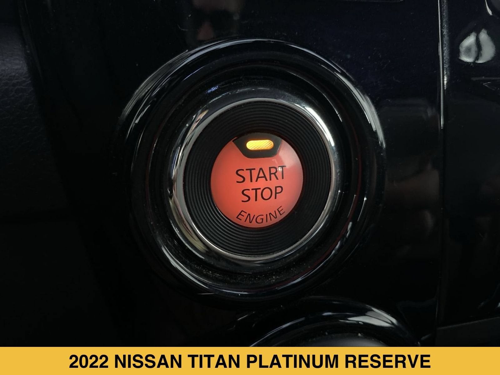2022 Nissan TITAN Crew Cab Platinum Reserve 4x4