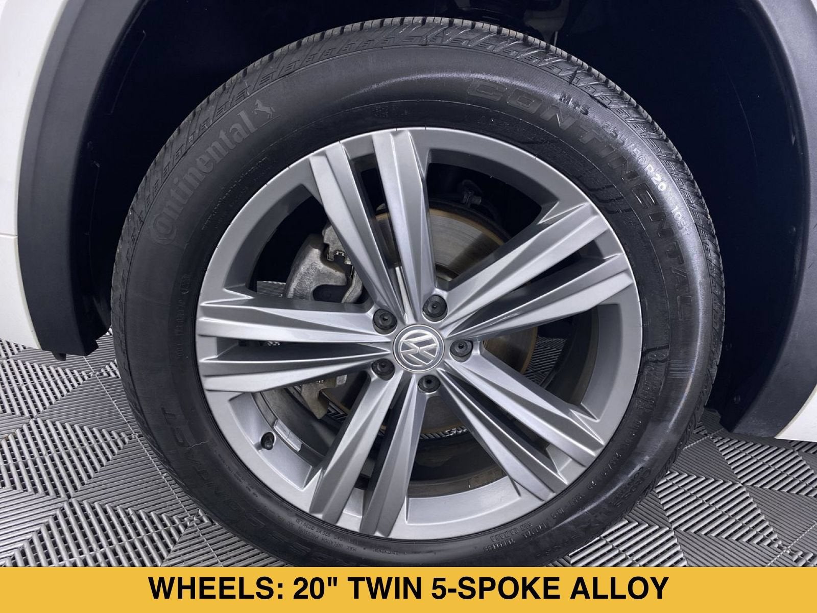 2019 Volkswagen Atlas 3.6L V6 SEL R-Line