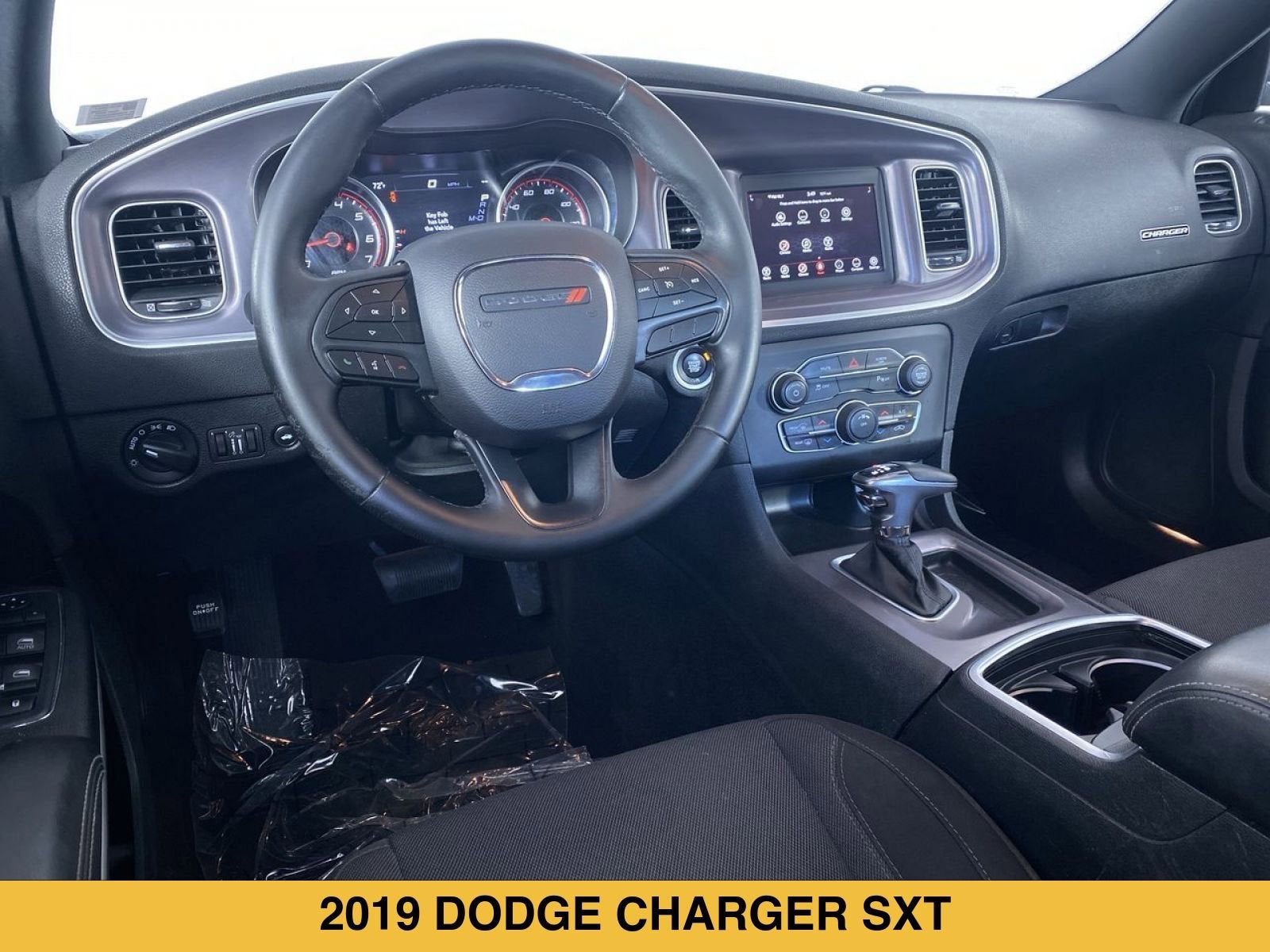 2019 Dodge Charger SXT RWD