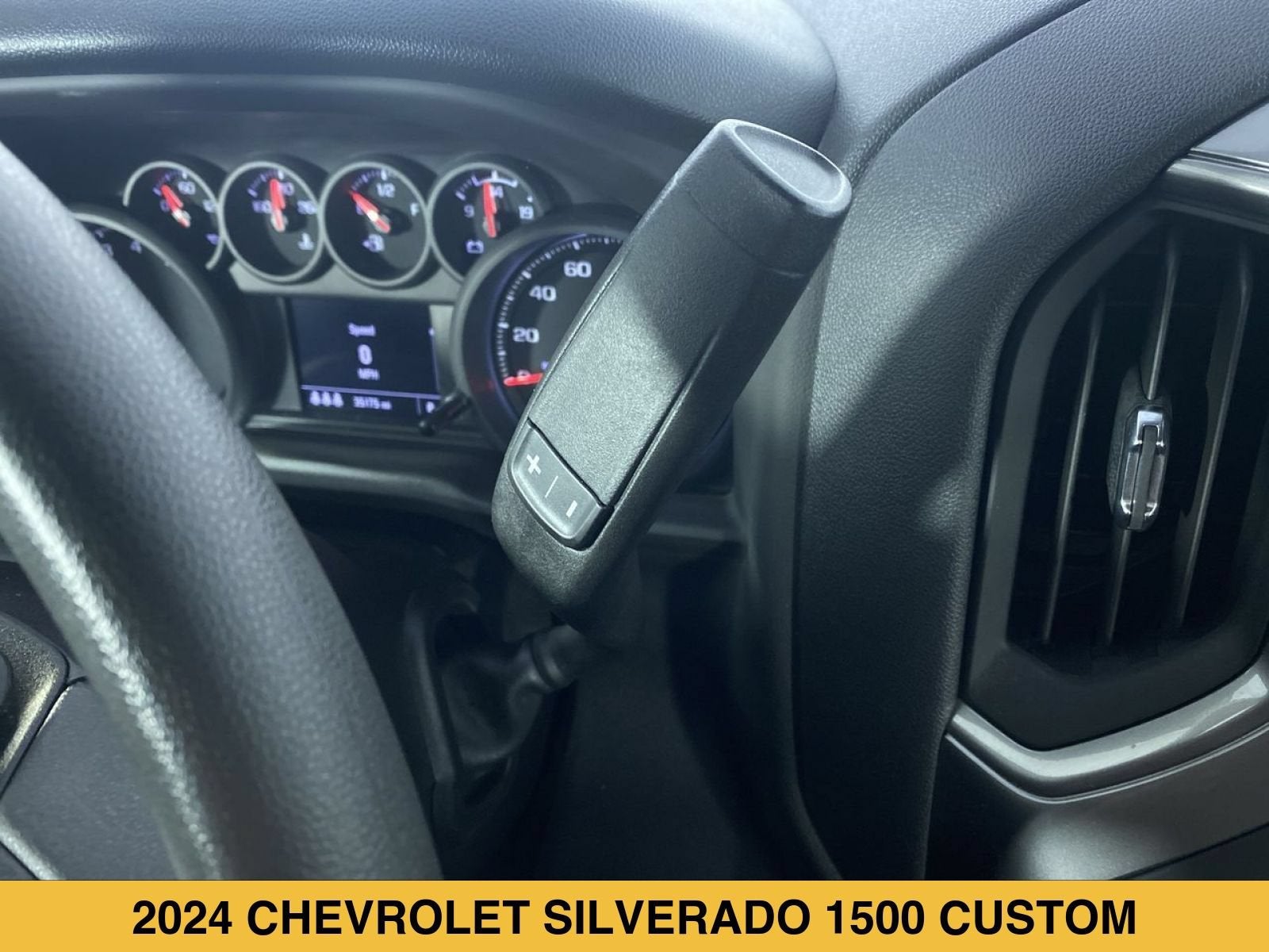 2024 Chevrolet Silverado 1500 Custom