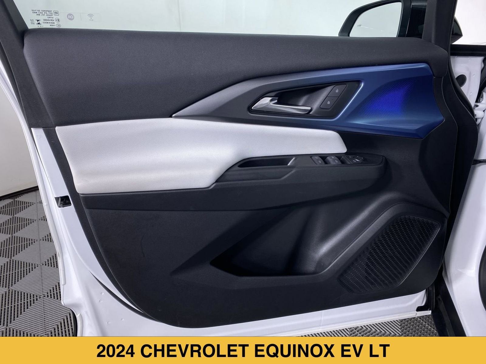 2024 Chevrolet Equinox EV 2LT