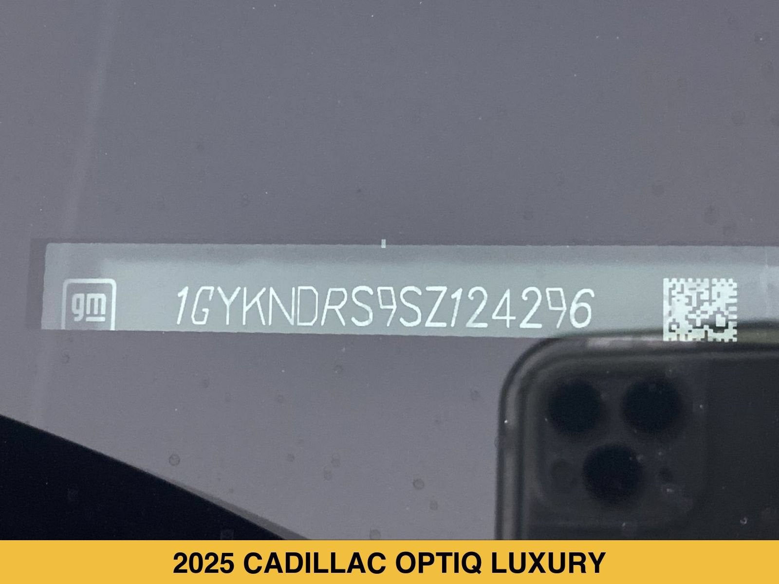 2025 Cadillac OPTIQ Luxury 2