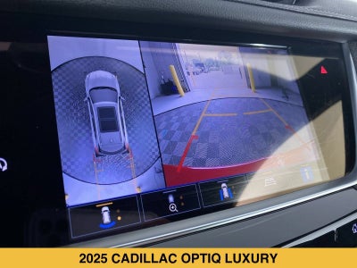 2025 Cadillac OPTIQ Luxury 2