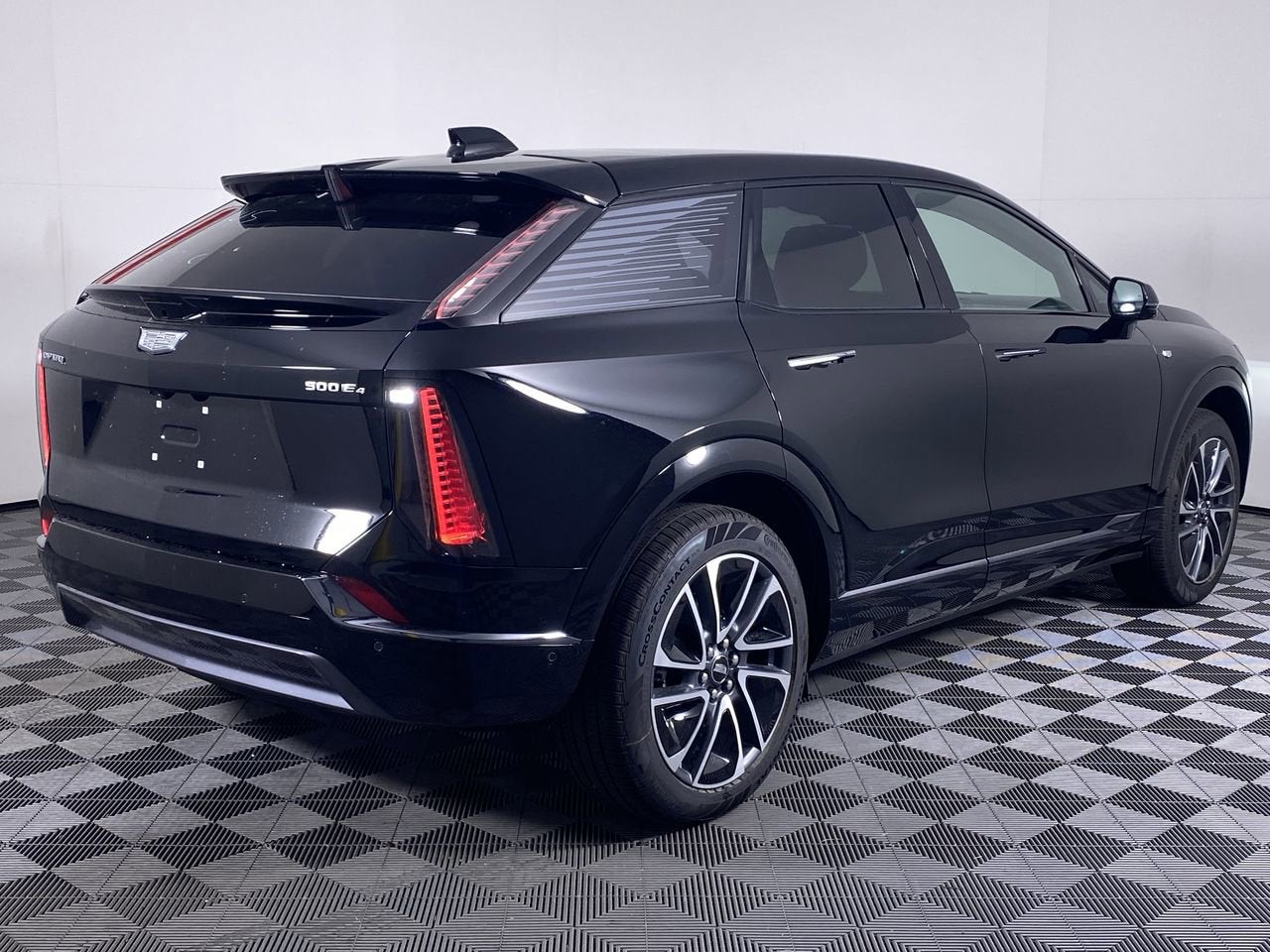 2025 Cadillac OPTIQ Sport 1