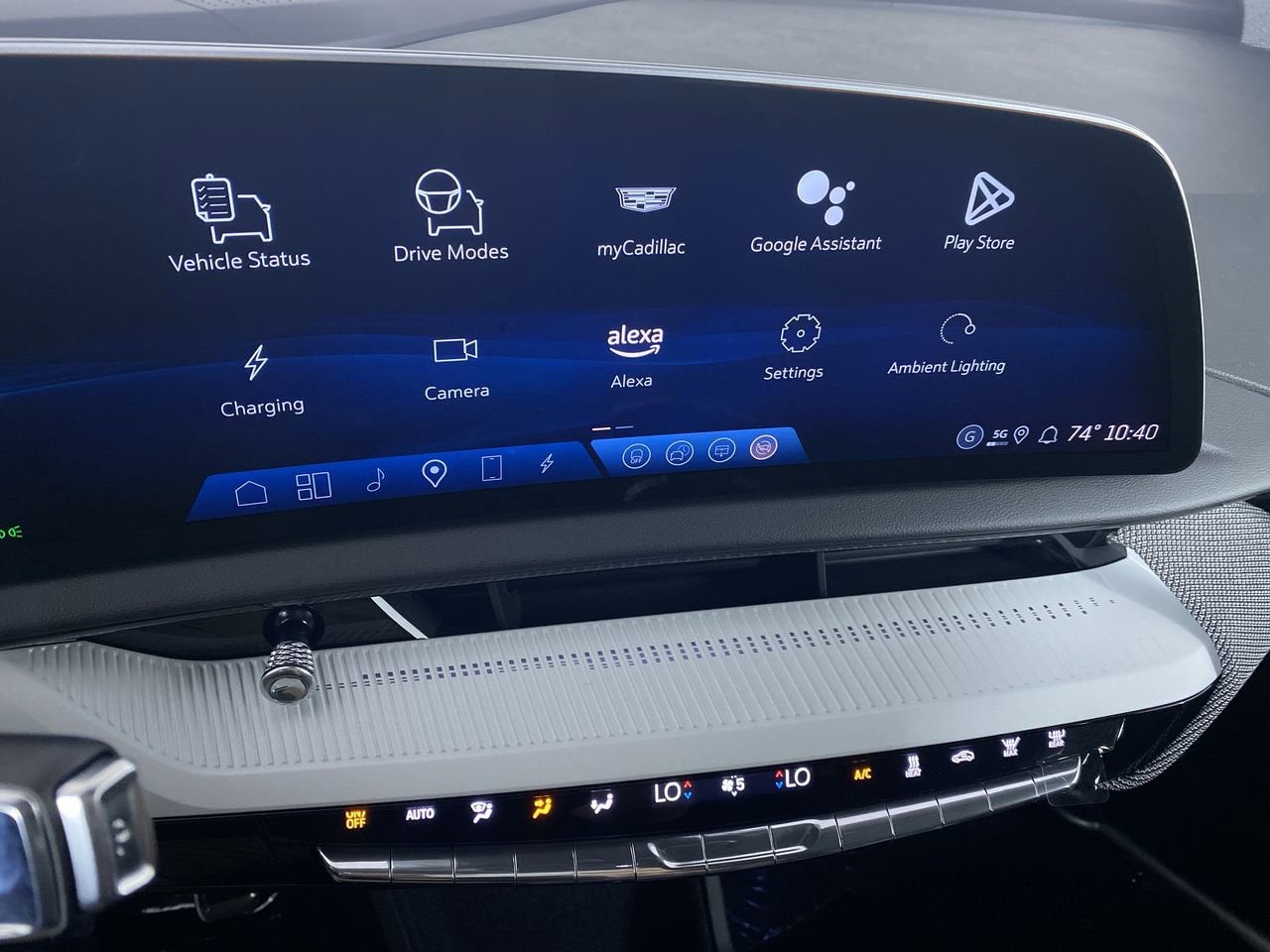 2025 Cadillac OPTIQ Sport 1