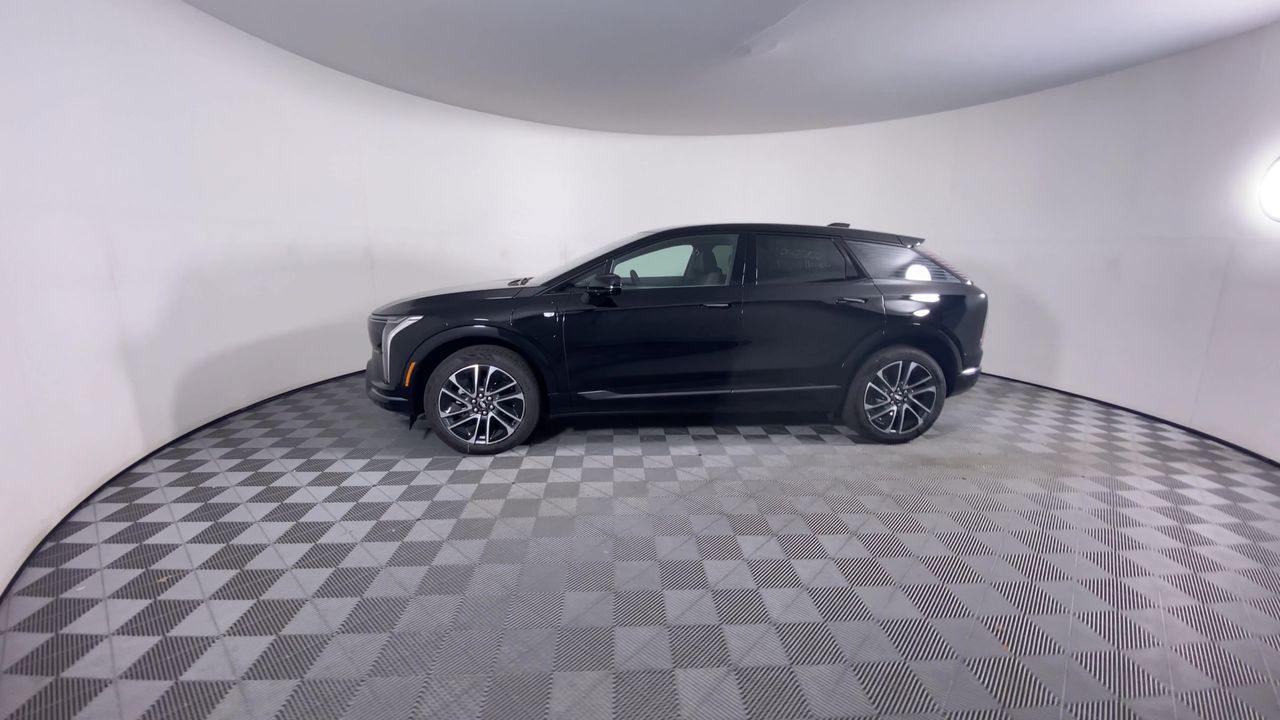 2025 Cadillac OPTIQ Sport 1