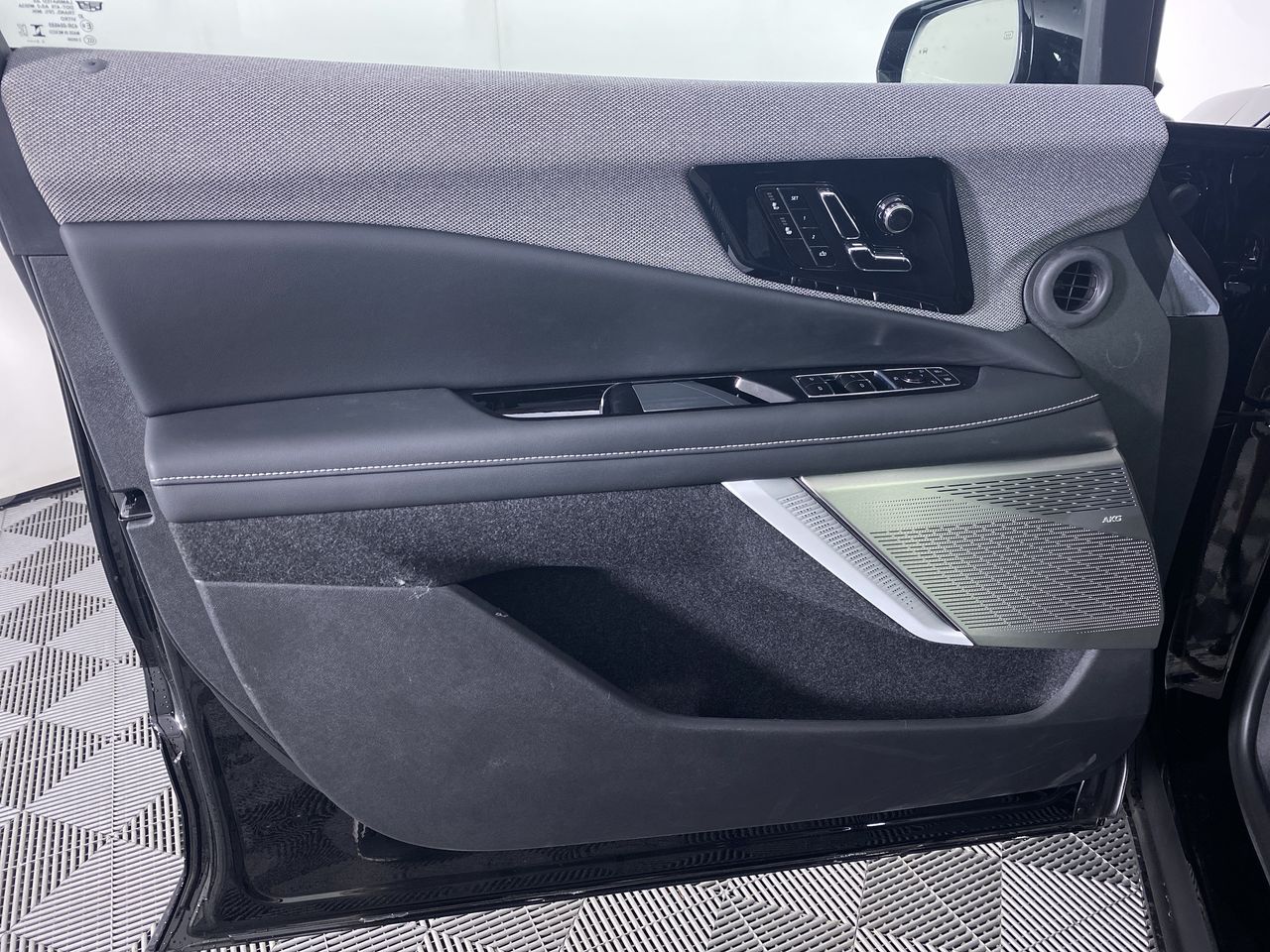 2025 Cadillac OPTIQ Sport 1