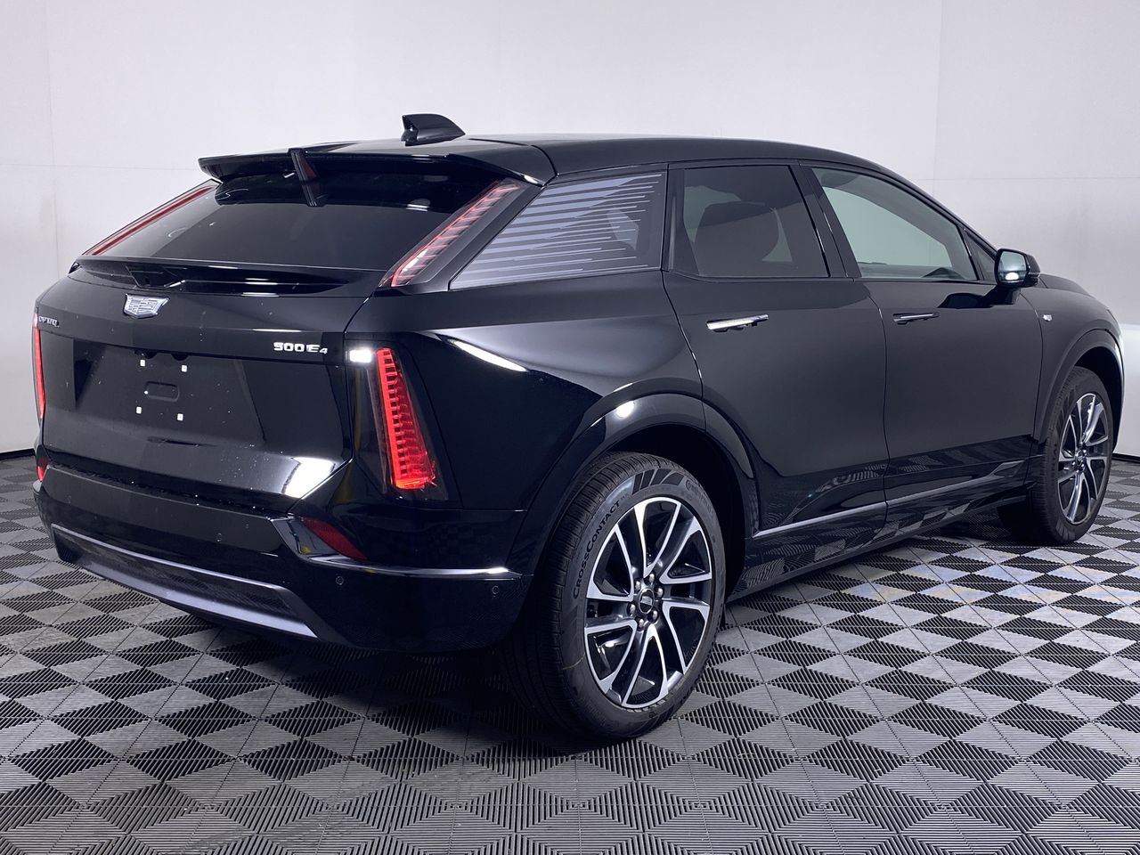 2025 Cadillac OPTIQ Sport 1