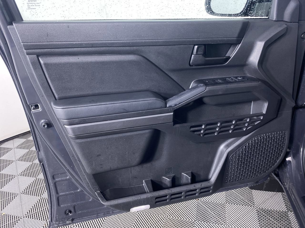 2025 Toyota Tacoma 4WD SR