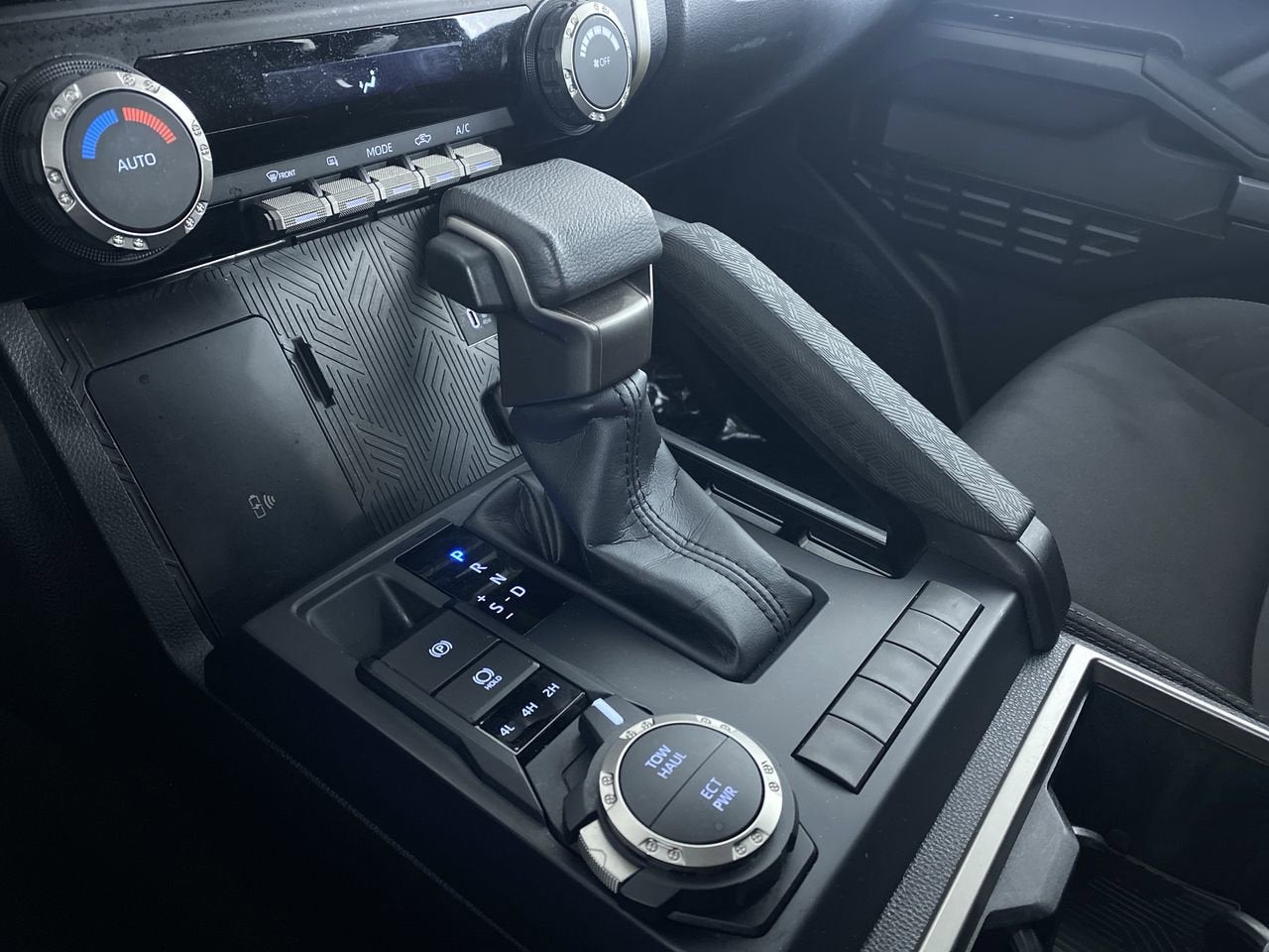 2025 Toyota Tacoma 4WD SR