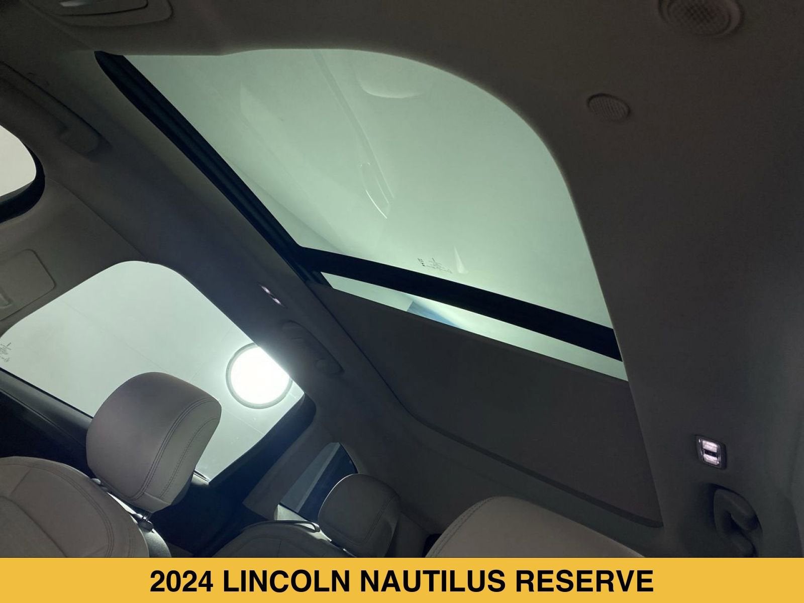 2024 Lincoln Nautilus Reserve