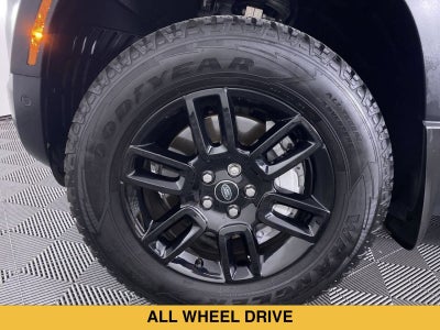 2023 Land Rover Defender 90 SE