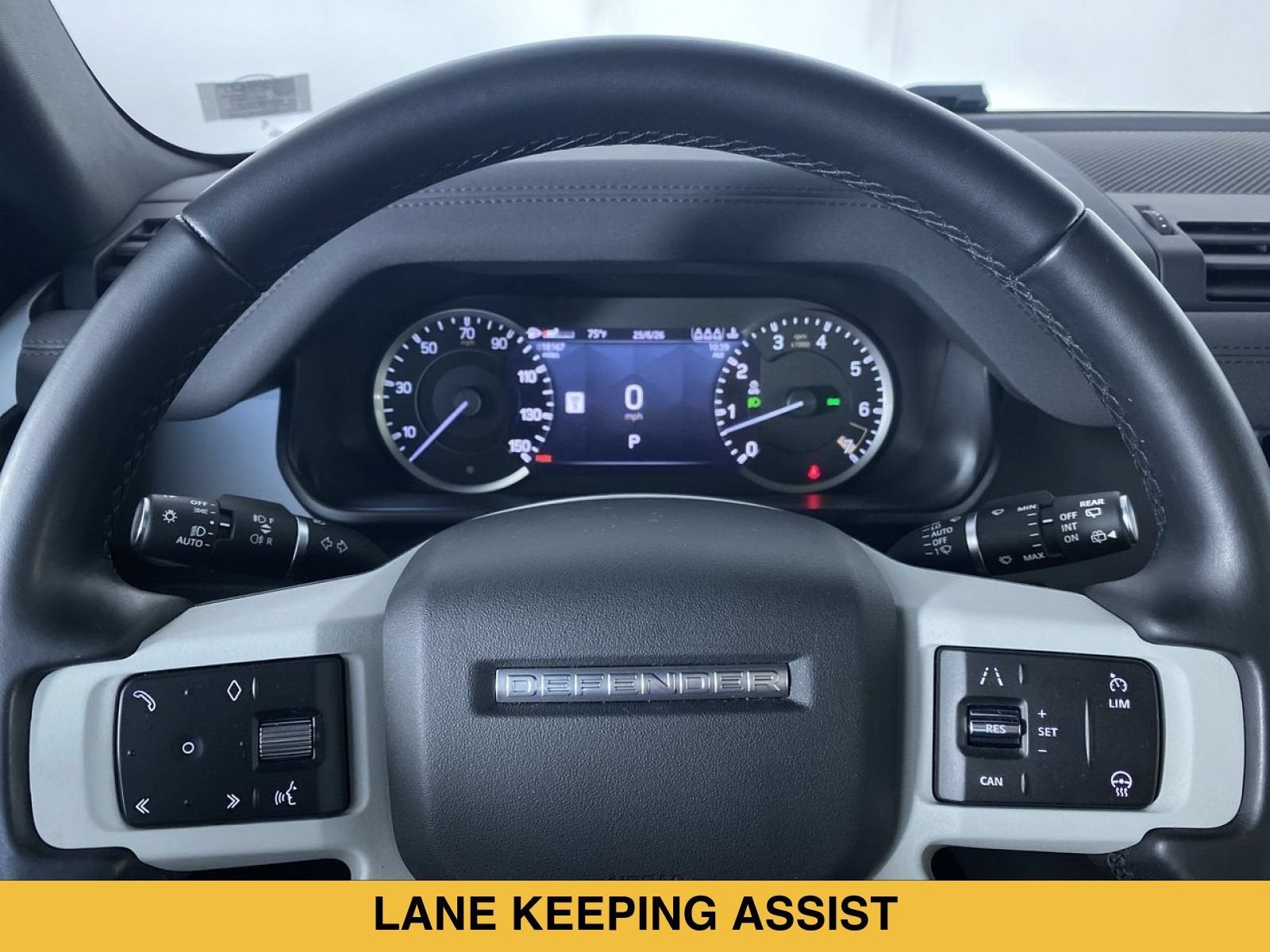 2023 Land Rover Defender 90 SE