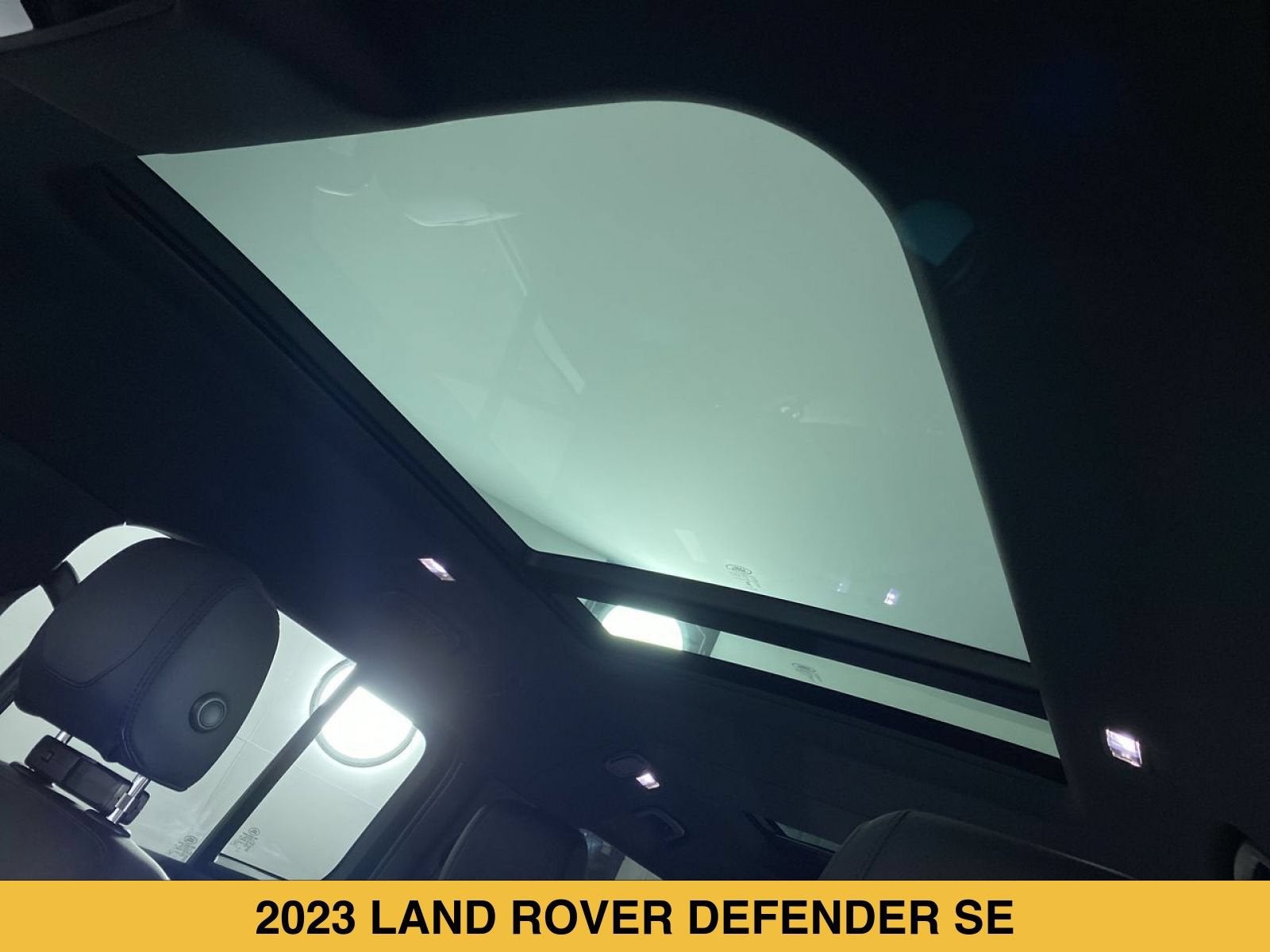 2023 Land Rover Defender 130 SE
