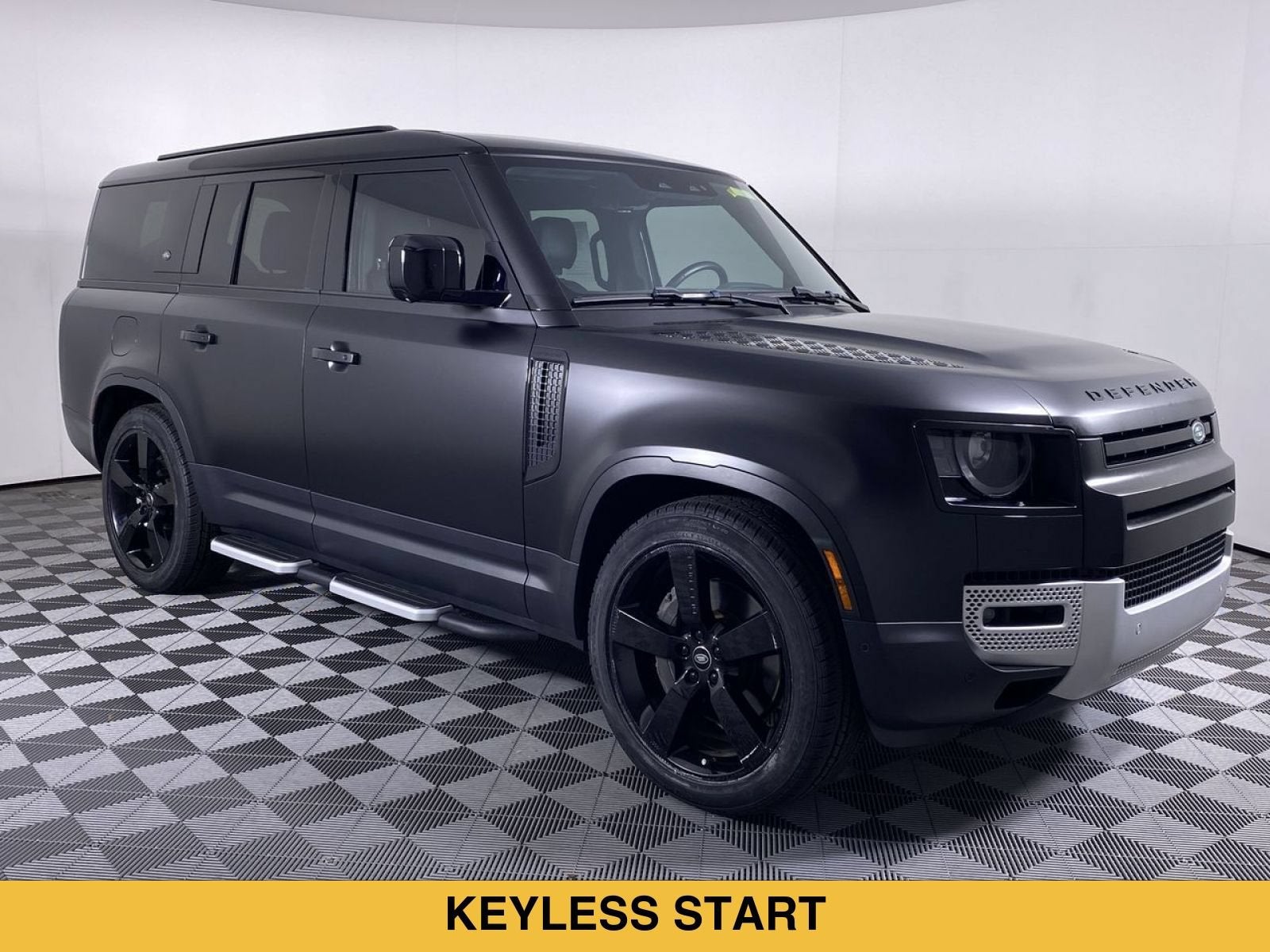 2023 Land Rover Defender 130 SE