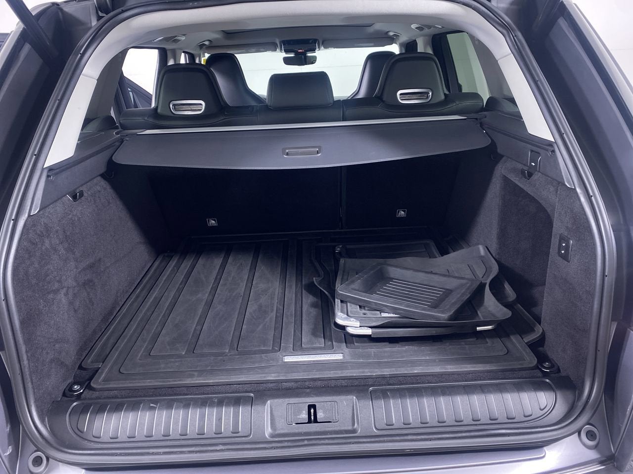 2021 Land Rover Range Rover Sport SVR