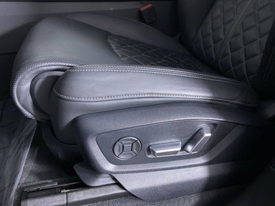 2025 Audi SQ7 Premium Plus TFSI quattro Tiptronic